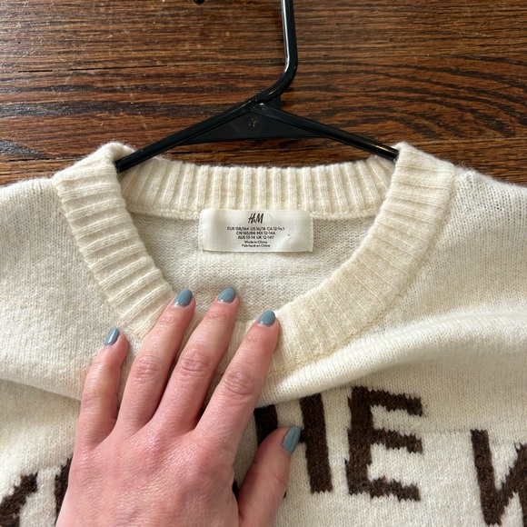 Into the Wild Sweater - Picture 5 of 6